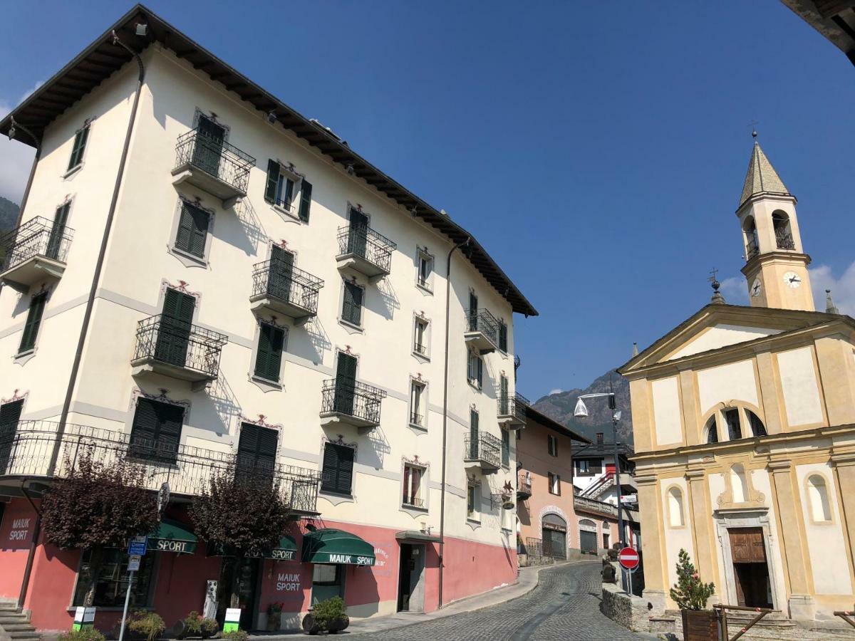 Milcar Chiesa in Valmalenco